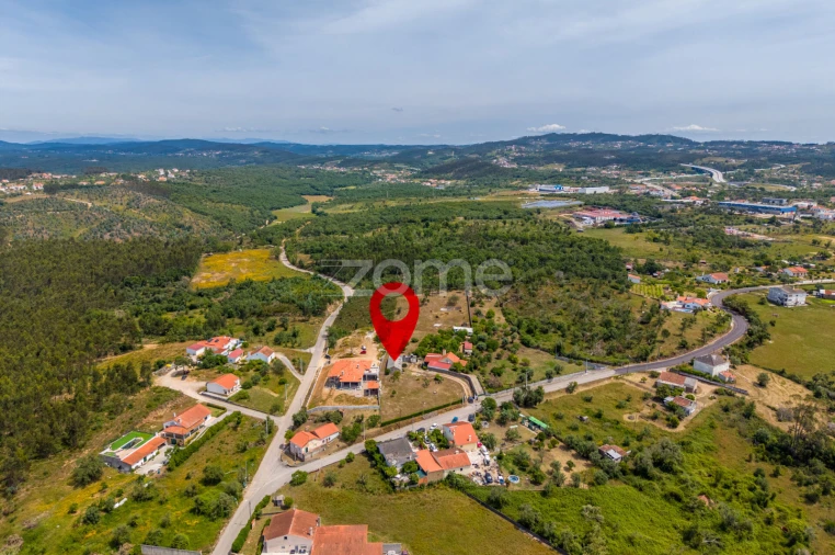 Terreno para Venda em Casais e Alviobeira Foto 35