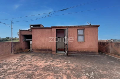 Moradia T3 para Venda em Abrunheira, Verride e Vila Nova da Barca