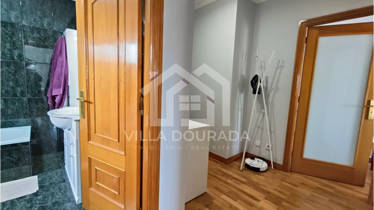Apartamento T1 para Arrendamento em São Mamede de Infesta e Senhora da Hora Foto 17