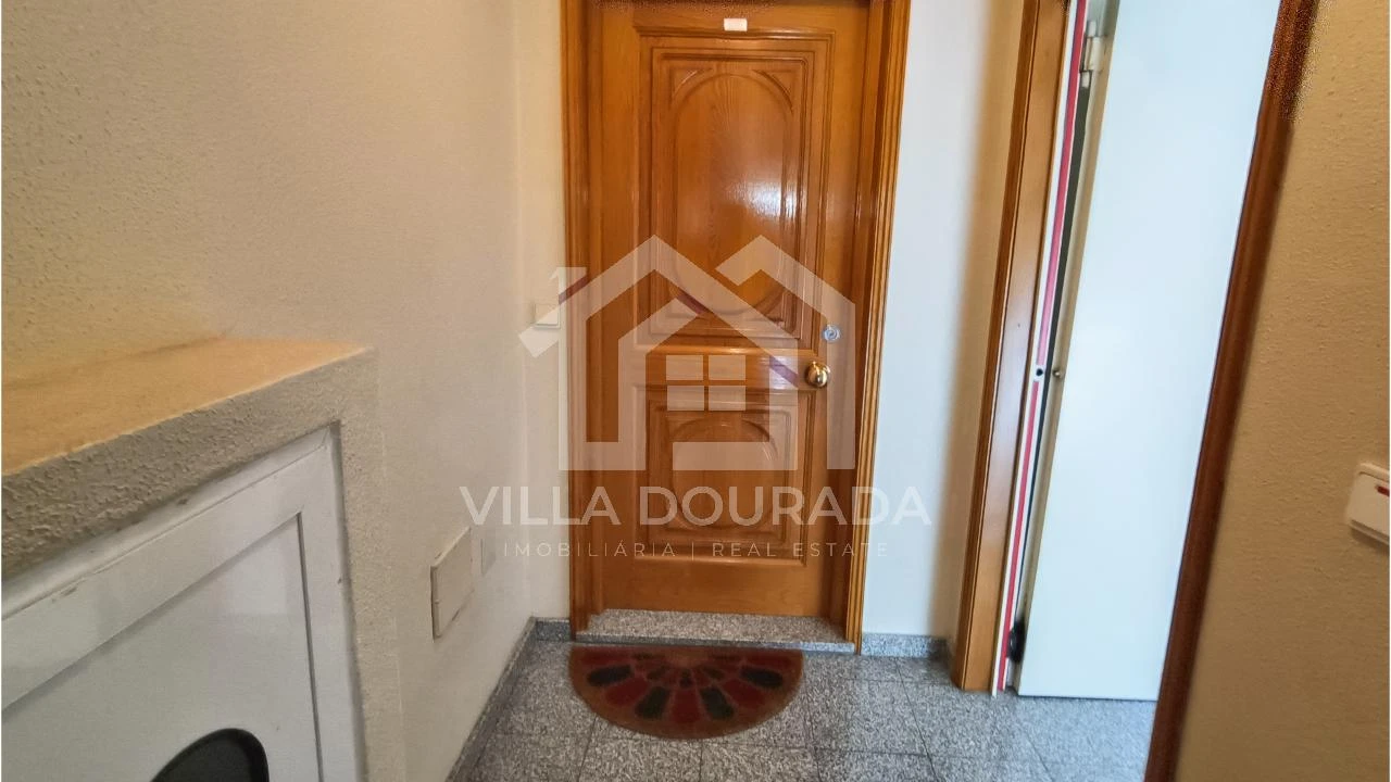 Apartamento T1 para Arrendamento em São Mamede de Infesta e Senhora da Hora Foto 23