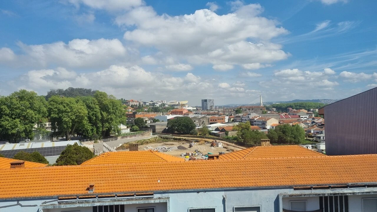 Apartamento T5 para Venda em Bonfim Foto 18