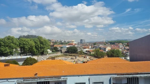 Apartamento T5 para Venda em Bonfim
