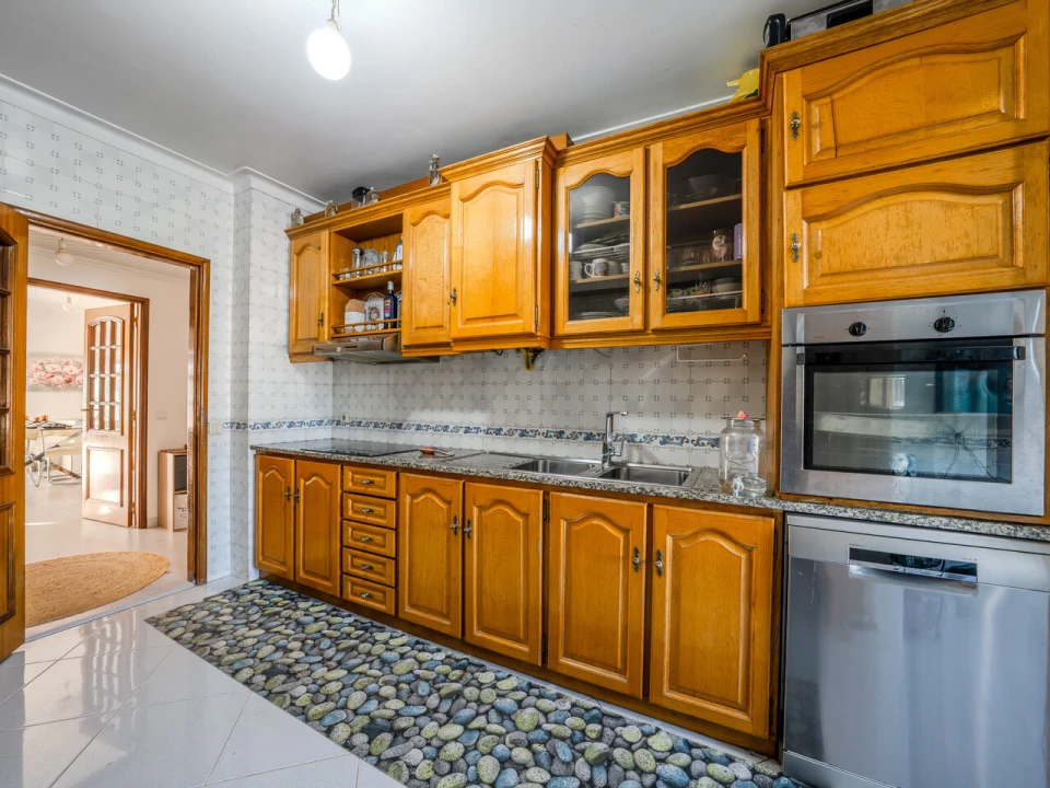 Apartamento T2 para Venda em Leiria, Pousos, Barreira e Cortes Foto 10