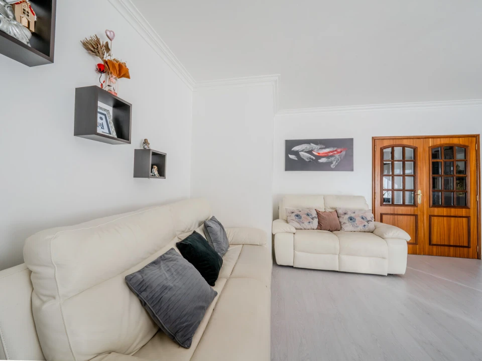 Apartamento T2 para Venda em Leiria, Pousos, Barreira e Cortes Foto 13