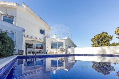 Moradia T4 para Venda em Cascais e Estoril