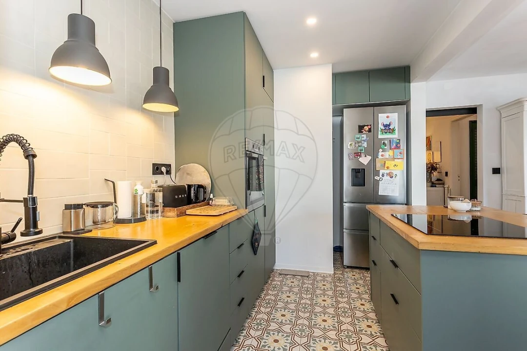 Apartamento T2 para Venda em Alvalade Foto 1