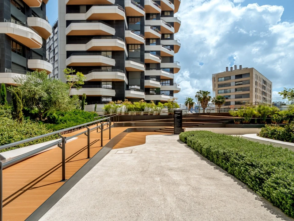 Apartamento T4 para Venda em Parque das Nações Foto 25