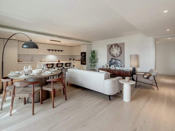 Apartamento T4 para Venda em Parque das Nações Foto 2