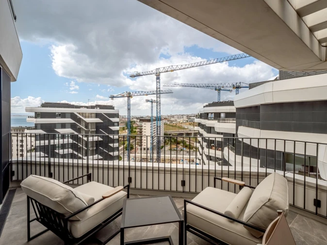 Apartamento T3 para Venda em Parque das Nações Foto 6