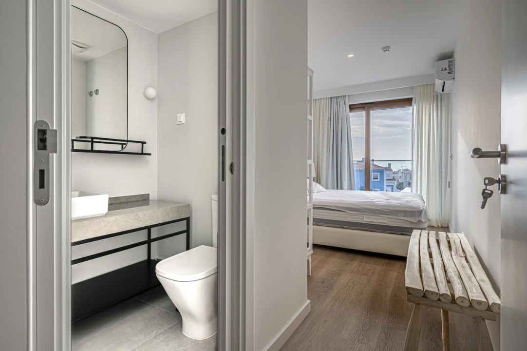 Apartamento T3 para Venda em Porto Covo Foto 10