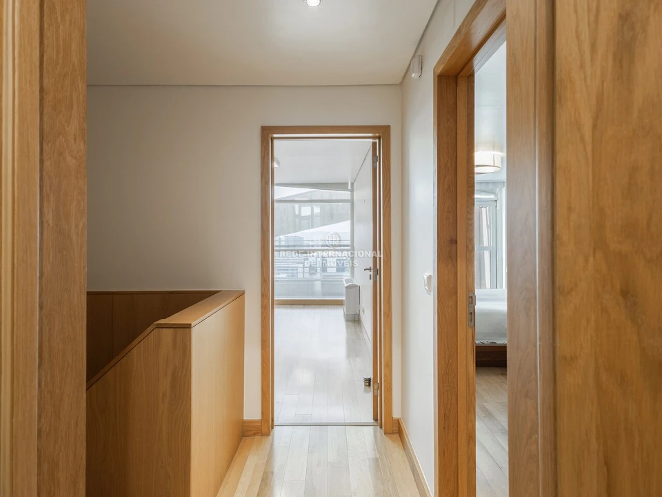 Apartamento T2 para Venda em Parque das Nações Foto 17