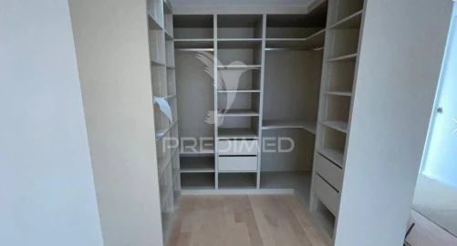 Moradia T4 para Venda em Canidelo