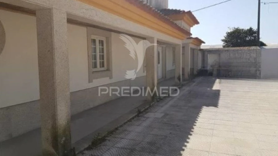 Moradia T5 para Venda em Esmoriz