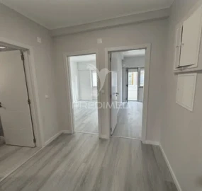 Apartamento T2 para Venda em Oeiras e São Julião da Barra, Paço de Arcos e Caxias