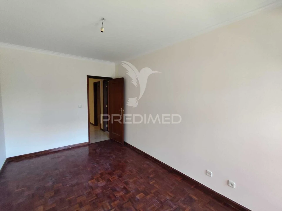Apartamento T2 para Venda em Algueirão-Mem Martins Foto 22
