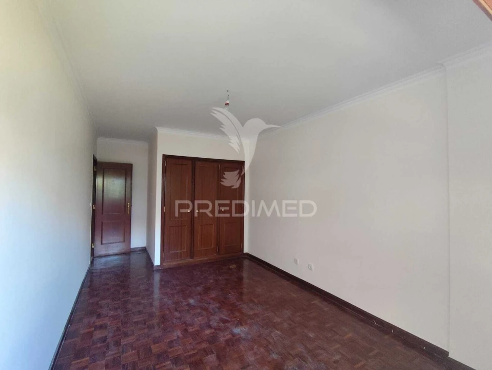 Apartamento T2 para Venda em Algueirão-Mem Martins Foto 23