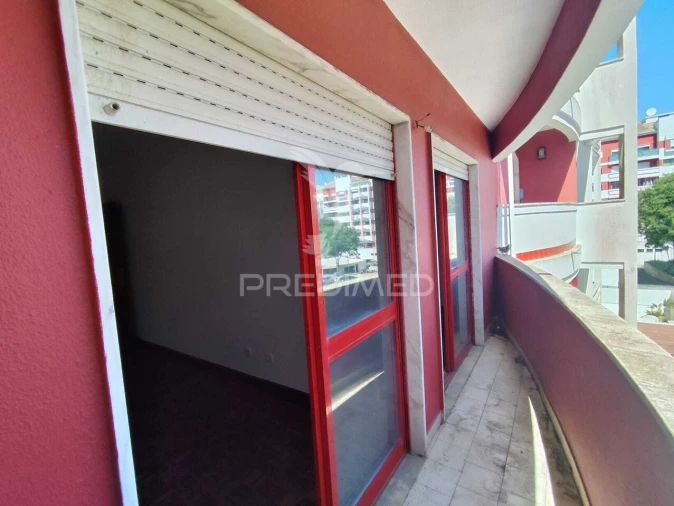 Apartamento T2 para Venda em Algueirão-Mem Martins Foto 21