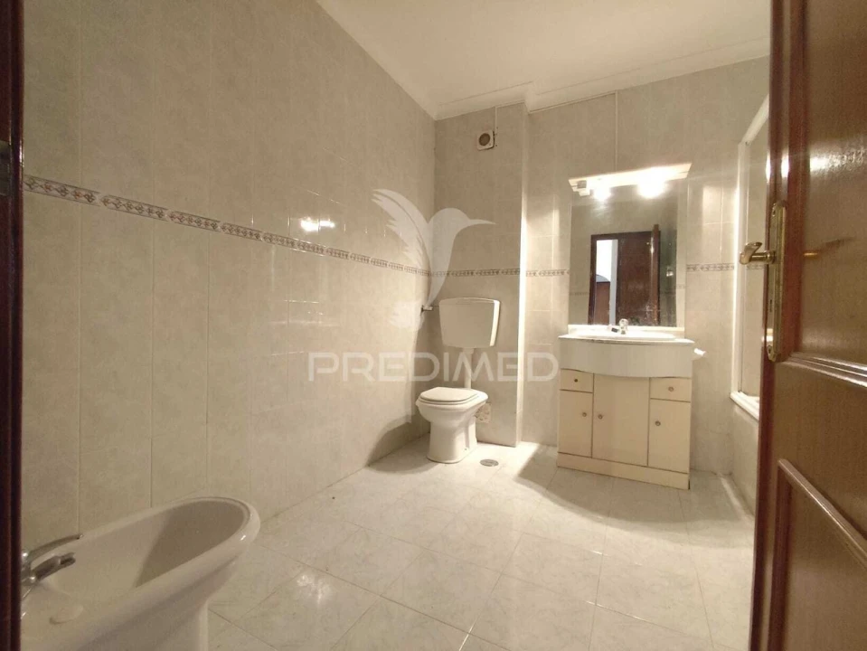 Apartamento T2 para Venda em Algueirão-Mem Martins Foto 33