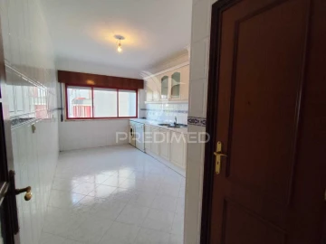 Apartamento T2 para Venda em Algueirão-Mem Martins