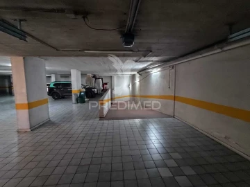 Apartamento T2 para Venda em Algueirão-Mem Martins