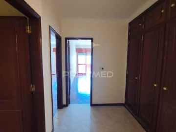 Apartamento T2 para Venda em Algueirão-Mem Martins