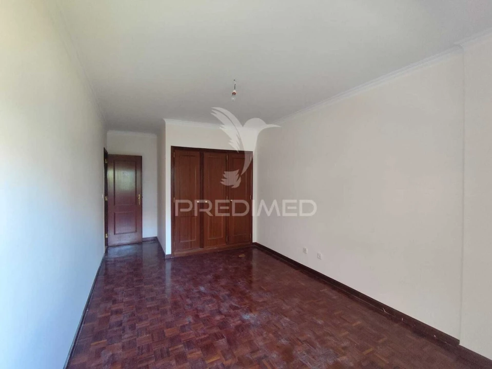 Apartamento T2 para Venda em Algueirão-Mem Martins Foto 27