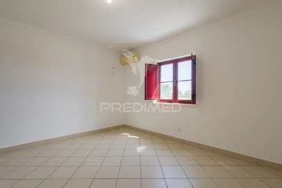 Moradia T4 para Venda em Reguengos de Monsaraz
