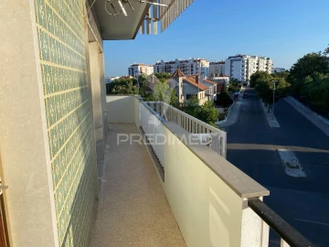Apartamento T2 para Venda em Marvila, Ribeira Santarém, São Salvador, São Nicolau