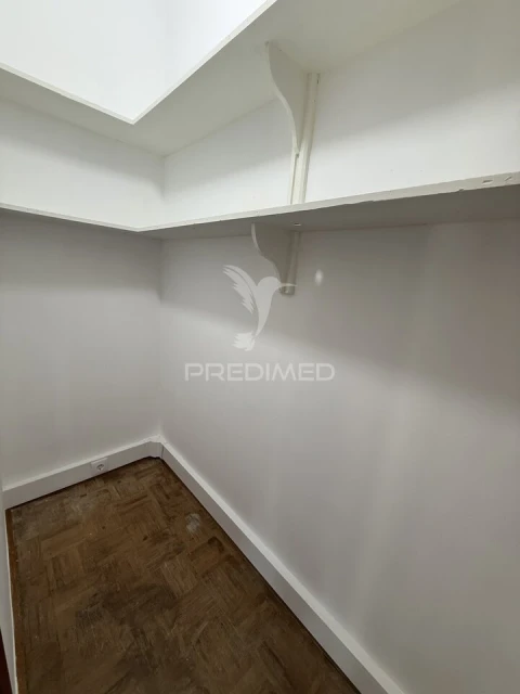 Apartamento T2 para Venda em Marvila, Ribeira Santarém, São Salvador, São Nicolau