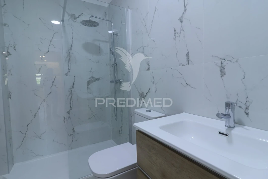 Apartamento T1 para Venda em Ermesinde Foto 16