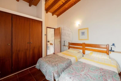 Quinta T14 para Venda em Lagos (São Sebastião e Santa Maria)