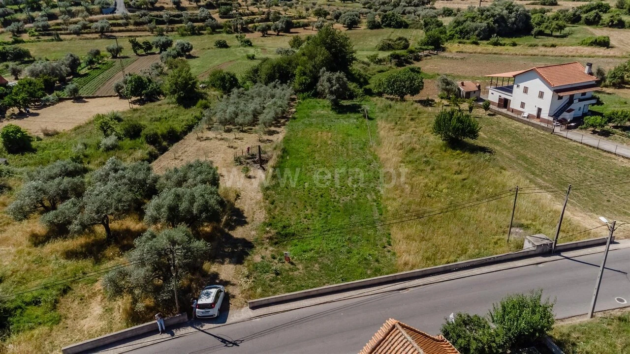 Terreno para Venda em Três Povos Foto 2