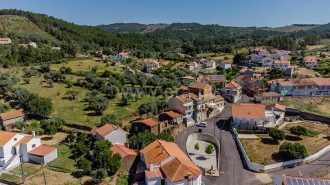Moradia T1 para Venda em Três Povos