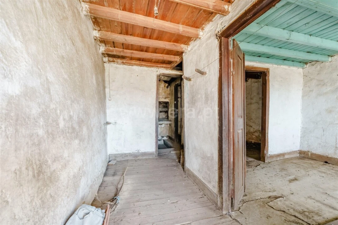 Moradia T1 para Venda em Três Povos Foto 4