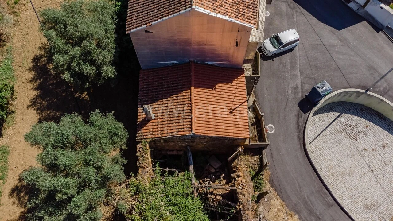 Moradia T1 para Venda em Três Povos Foto 15