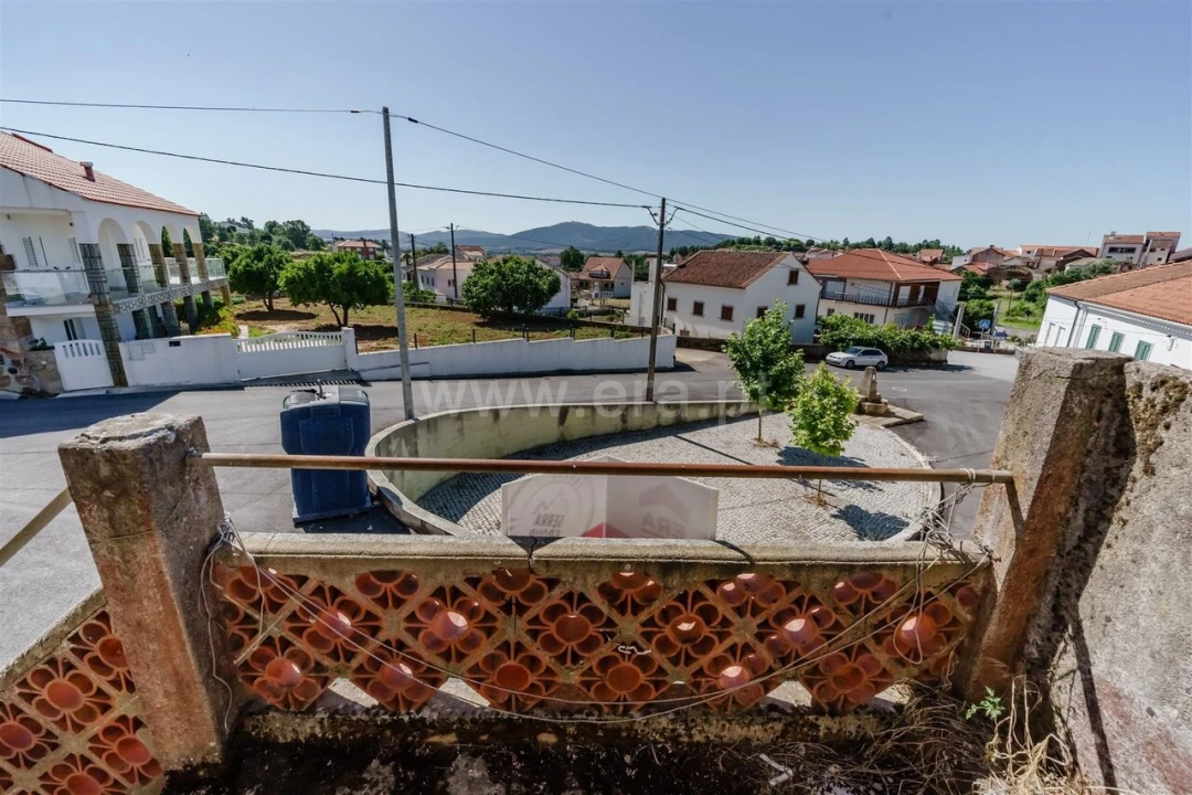 Moradia T1 para Venda em Três Povos Foto 3