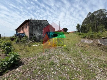 Moradia T3 para Venda em Vila Verde e Barbudo