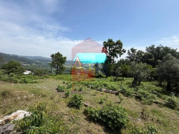 Moradia T3 para Venda em Vila Verde e Barbudo