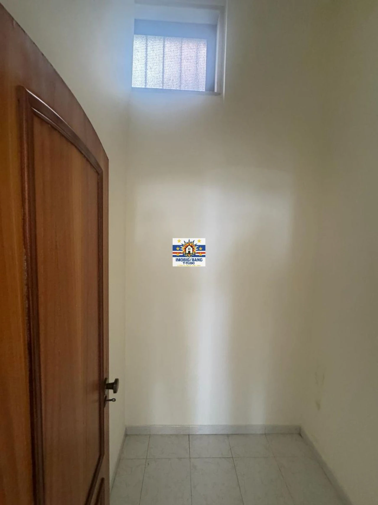 Prédio para Venda em Cacém e São Marcos Foto 8
