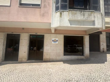 Prédio para Venda em Cacém e São Marcos