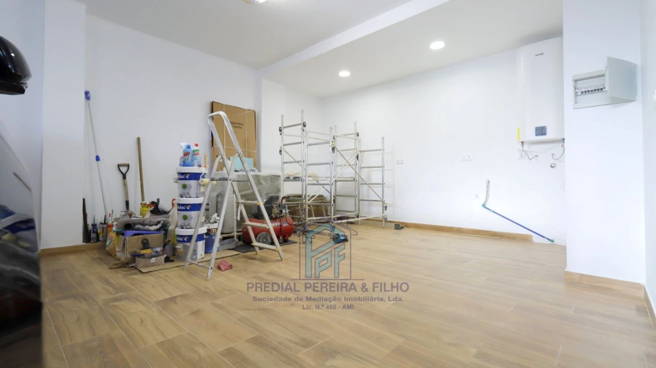 Apartamento T3 para Venda em Fânzeres e São Pedro da Cova Foto 27