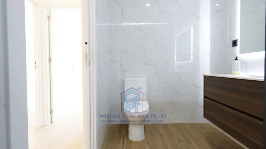 Apartamento T3 para Venda em Fânzeres e São Pedro da Cova Foto 19