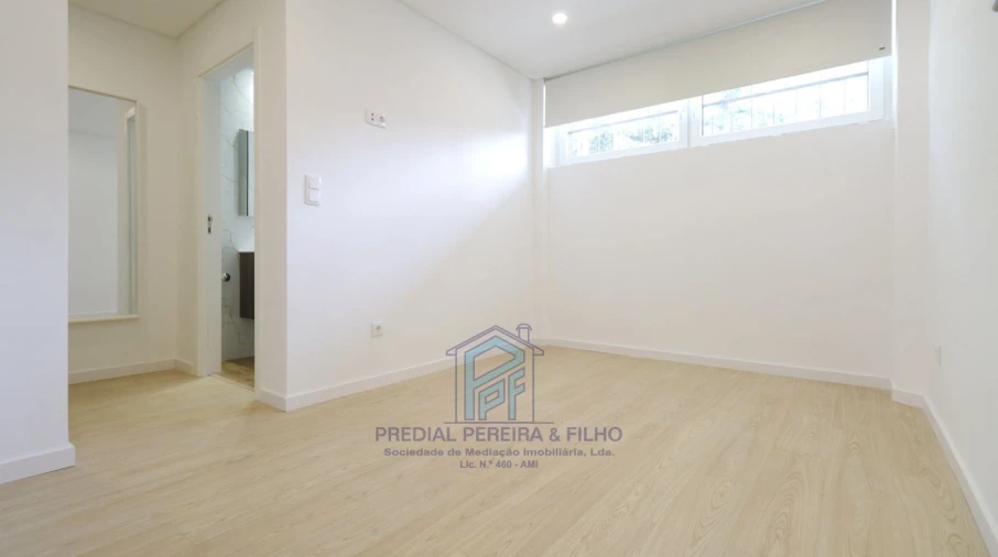 Apartamento T3 para Venda em Fânzeres e São Pedro da Cova Foto 22