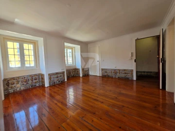 Apartamento T3 para Arrendamento em Estrela