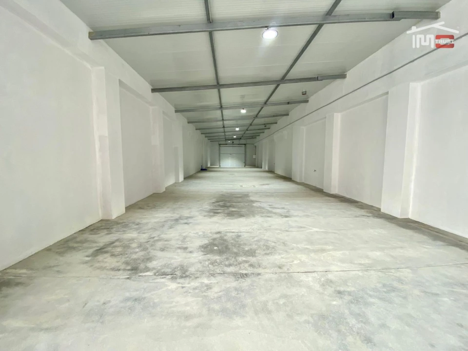 Armazém para Venda em Baixa da Banheira e Vale da Amoreira Foto 4