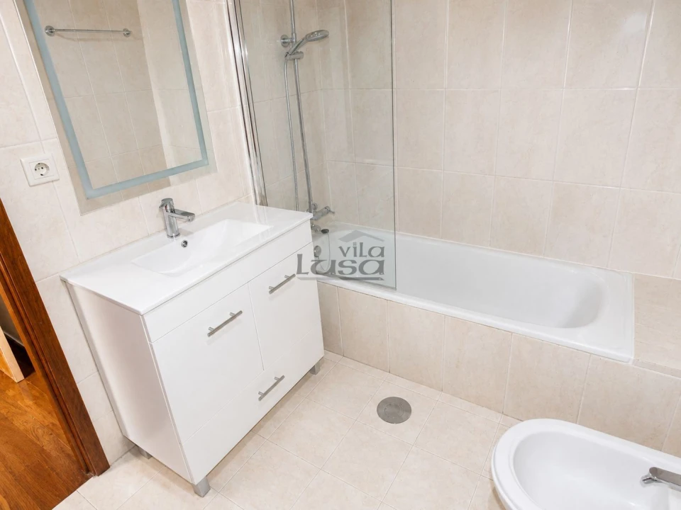 Apartamento T2 para Venda em Canidelo Foto 12