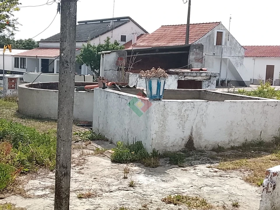 Moradia T3 para Venda em Foros de Arrão Foto 5