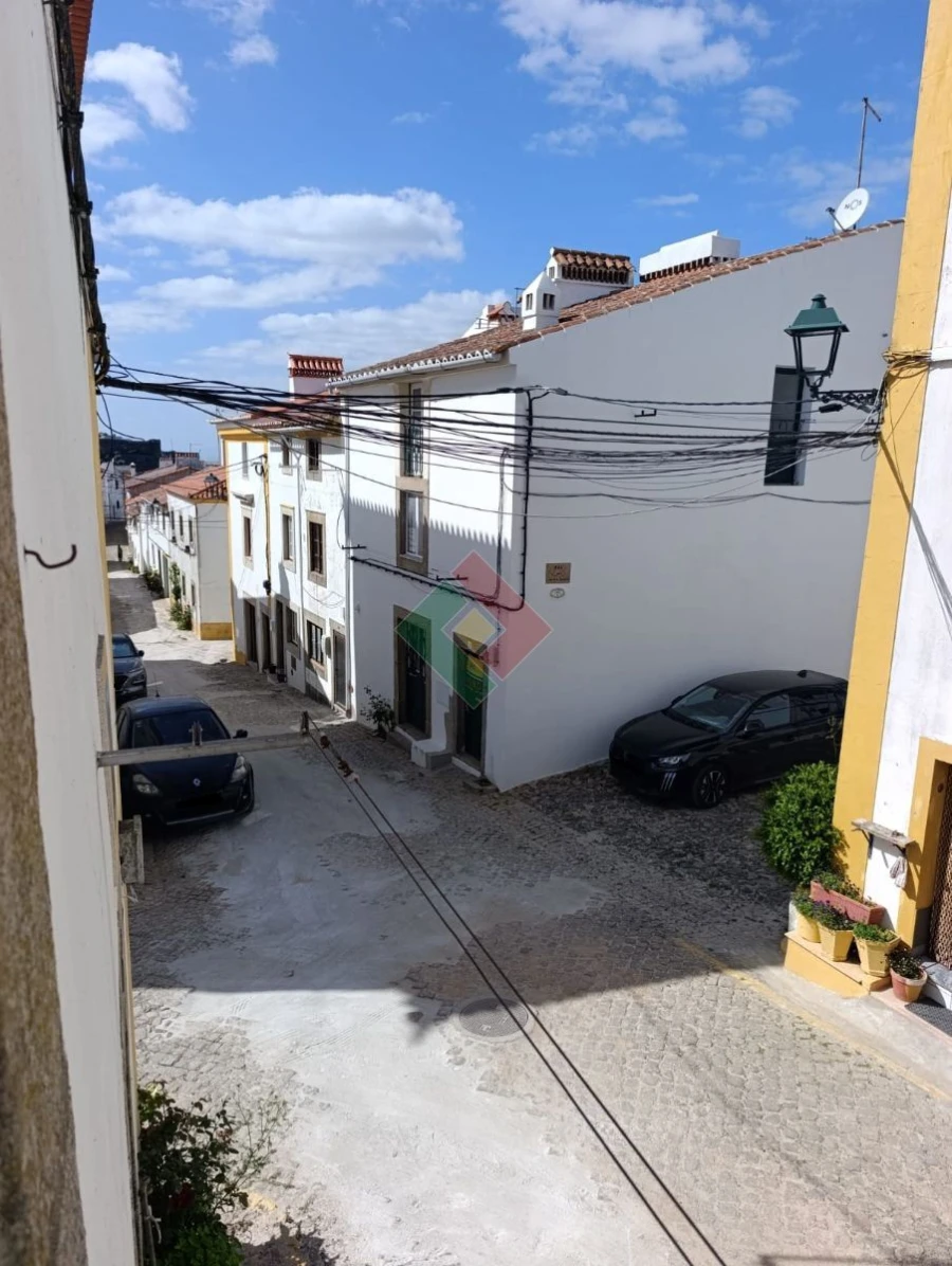 Moradia T2 para Venda em Santa Maria da Devesa Foto 3