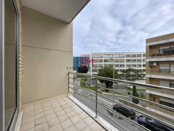 Apartamento T2 para Arrendamento em Cidade da Maia