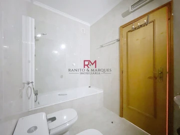 Apartamento T2 para Arrendamento em Cidade da Maia